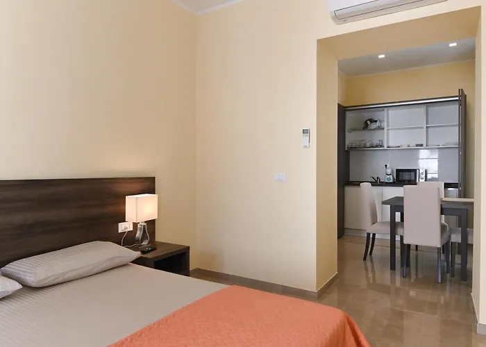 Adria Luxury - Centro Ξενοδοχείο με διαμερίσματα Τεργέστη