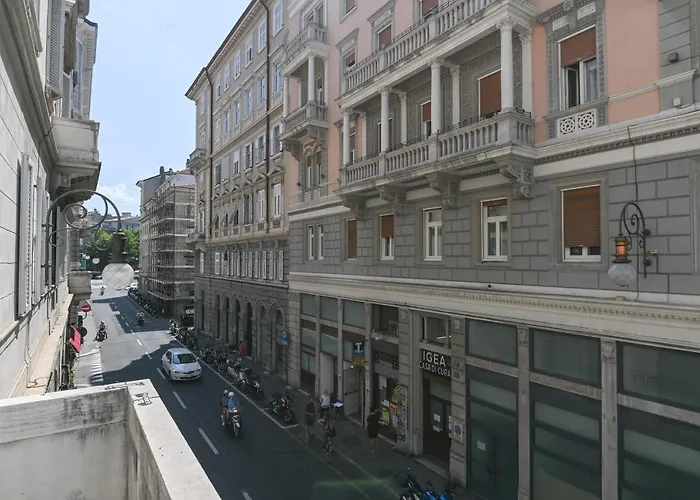 Ξενοδοχείο με διαμερίσματα Adria Luxury - Centro