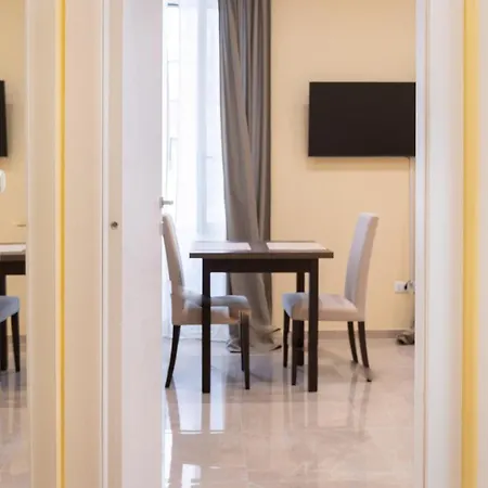 Adria Luxury - Centro 3* Triëst