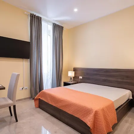 Adria Luxury - Centro 3* 的里雅斯特
