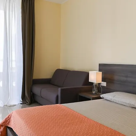 Ξενοδοχείο με διαμερίσματα Adria Luxury - Centro 3*
