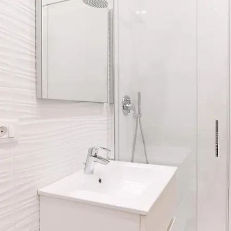 Adria Luxury - Centro 3* 的里雅斯特