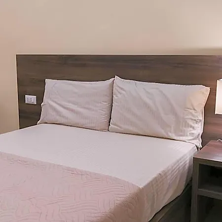 Adria Luxury - Centro 公寓式酒店 3*